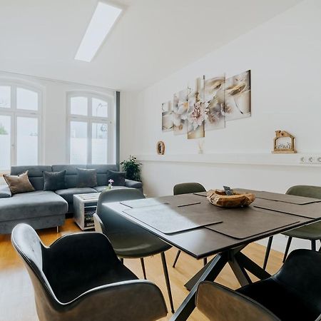 Blissplace 3 Zi Premium Apartment Nahe Getec Arena Mit Kingsize Betten Und Balkon Magdeburg Exteriör bild