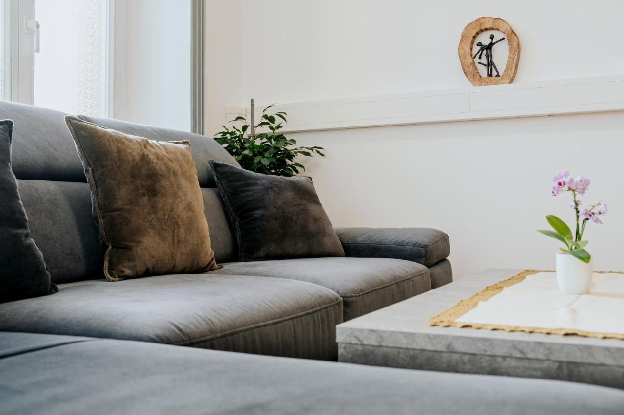 Blissplace 3 Zi Premium Apartment Nahe Getec Arena Mit Kingsize Betten Und Balkon Magdeburg Exteriör bild