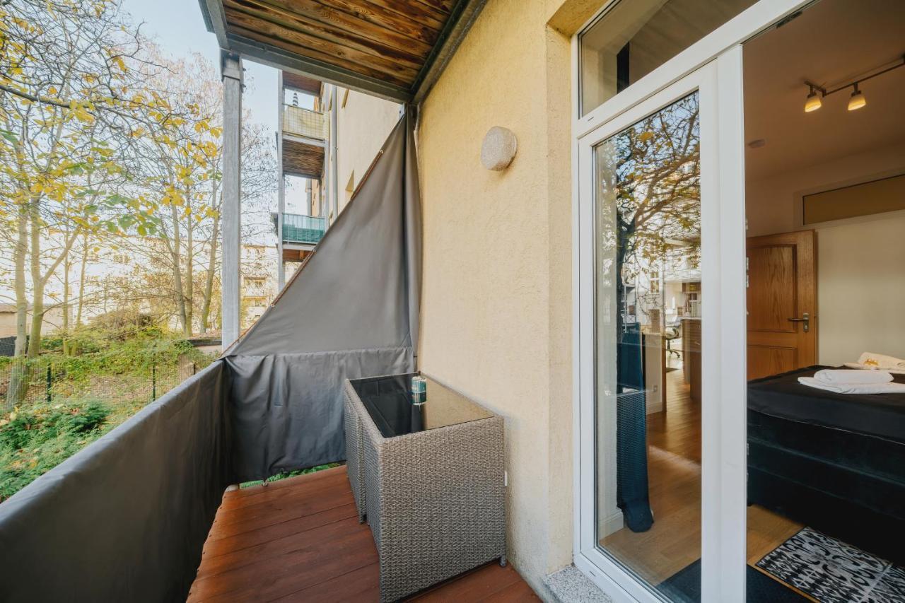 Blissplace 3 Zi Premium Apartment Nahe Getec Arena Mit Kingsize Betten Und Balkon Magdeburg Exteriör bild
