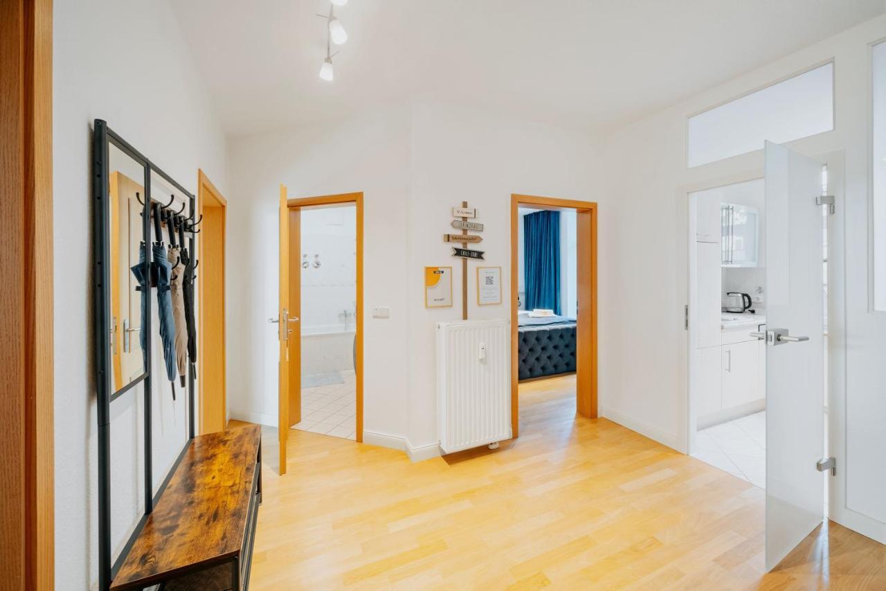 Blissplace 3 Zi Premium Apartment Nahe Getec Arena Mit Kingsize Betten Und Balkon Magdeburg Exteriör bild